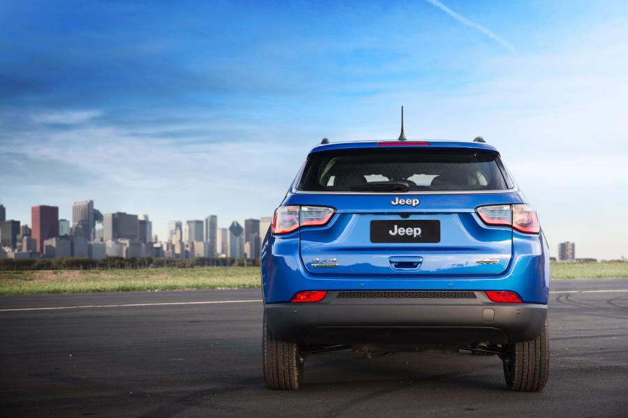  Jeep Compass Longitude 4x4 2016 года  (LA) (фото 19 из 26)